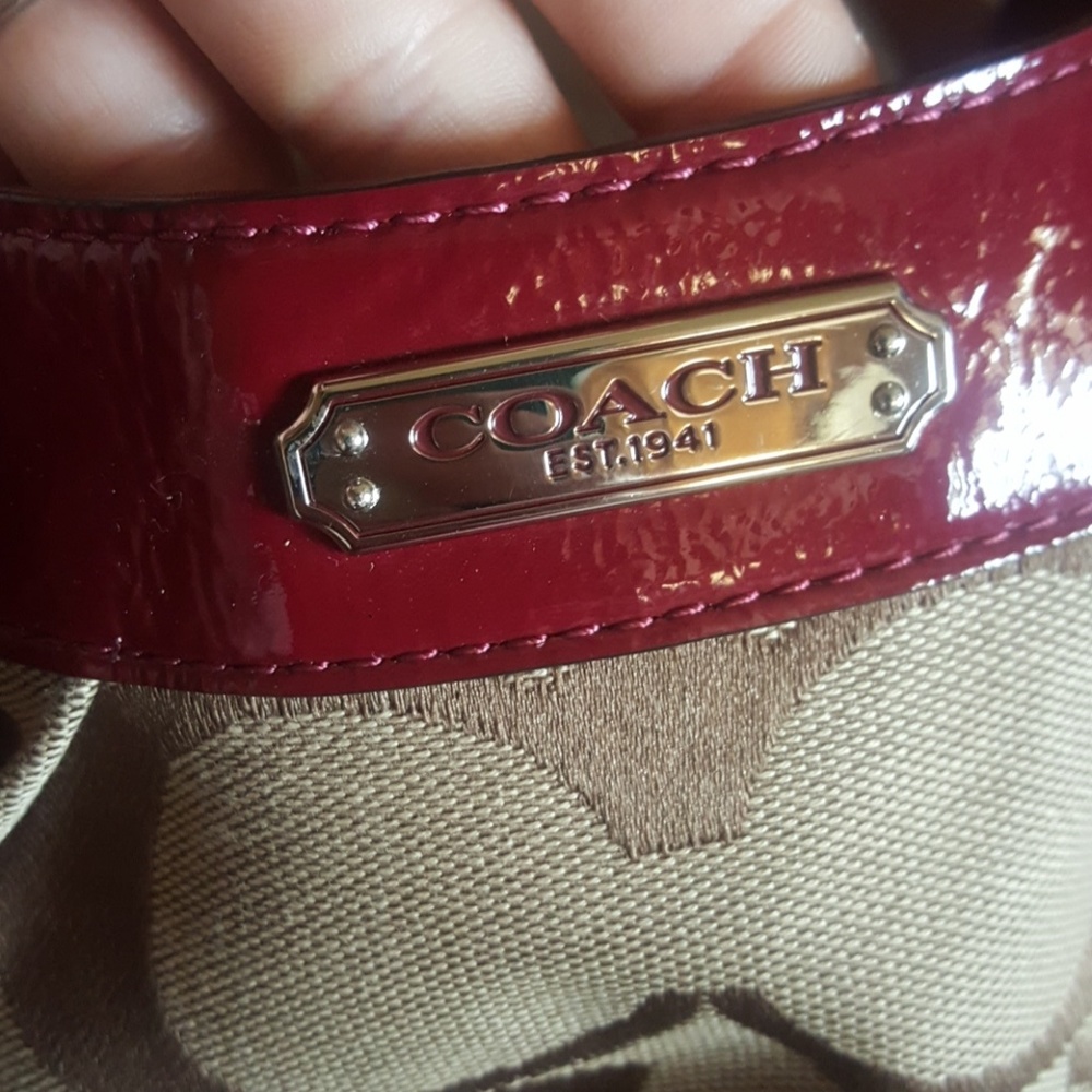 Purse - Picture 2 of 8